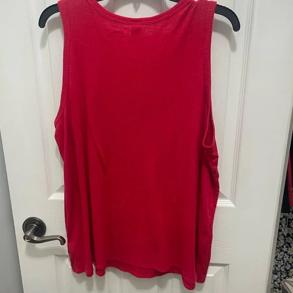 Old Navy Red Tank Top Classic Sleeveless Design - Picture 8 of 10